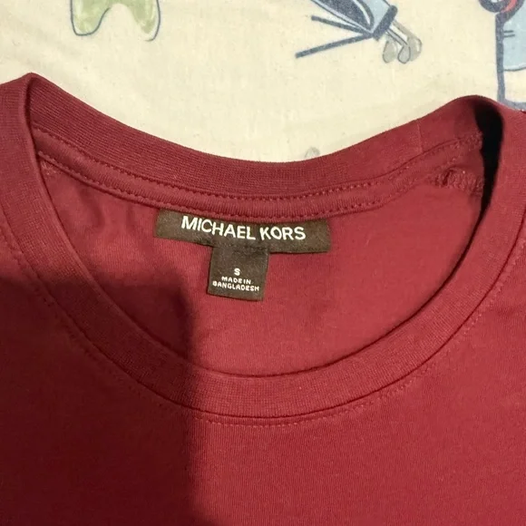 Michael Kors Men's Rich Red Short Sleeve Tee - Picture 6 of 11